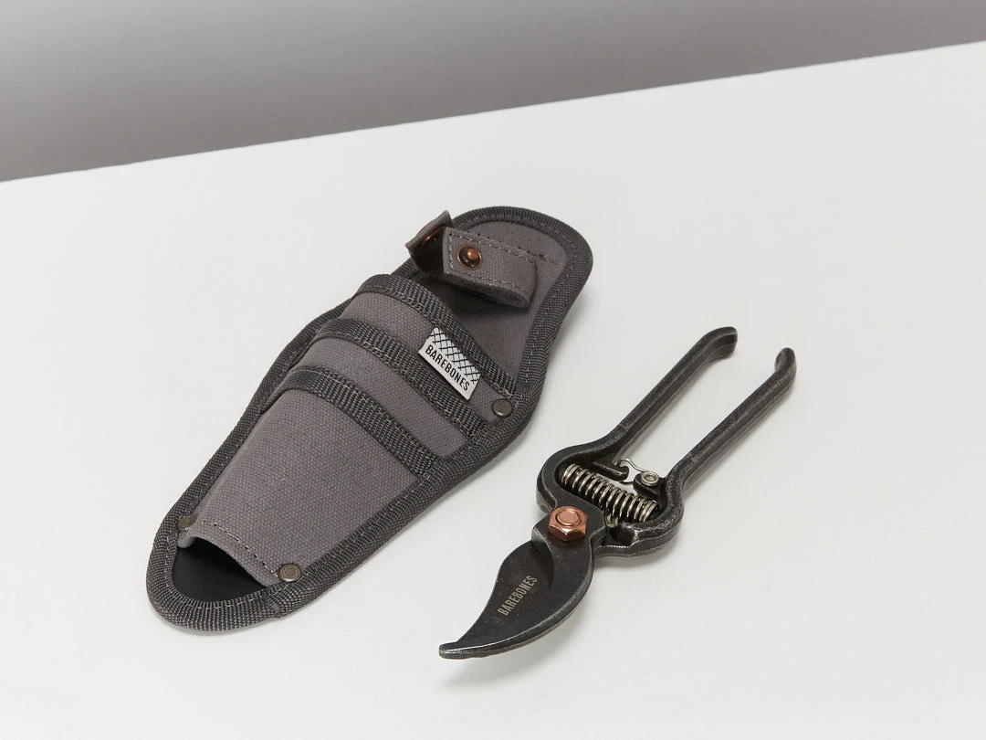 Outdoor Accessories Barebones - Metal Pruner With Sheath 3 Outdoor Accessories Barebones - Metal Pruner With Sheath