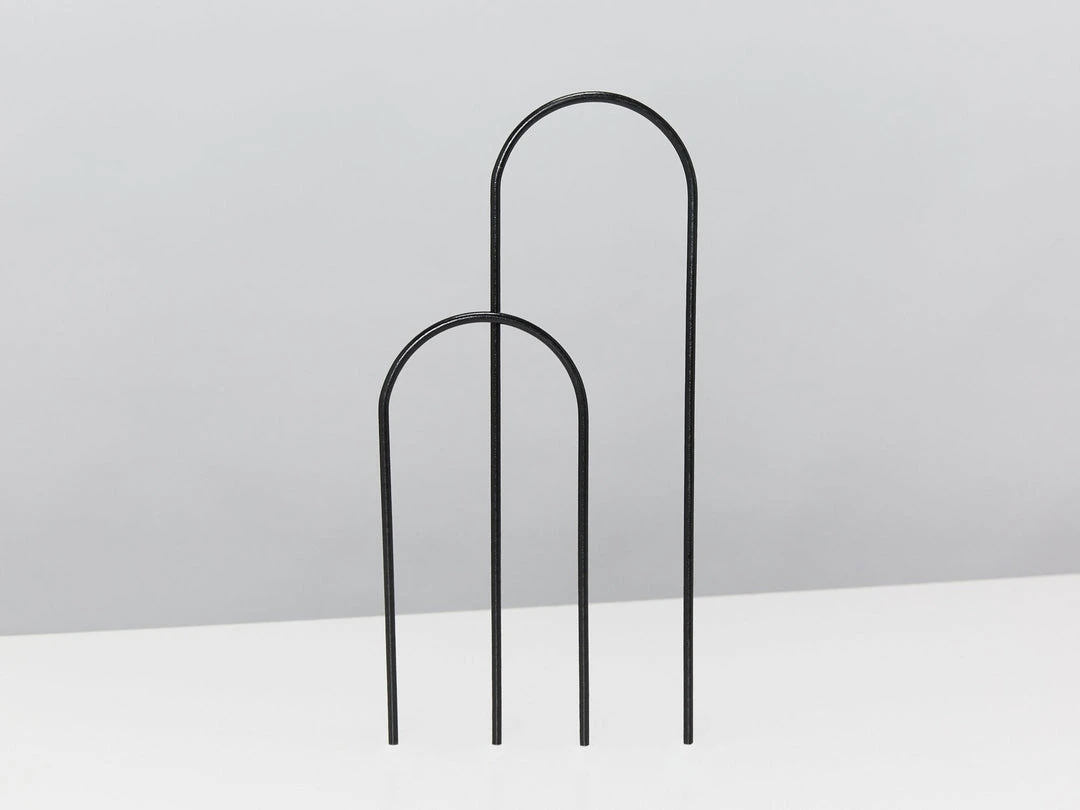 Pot + Plant Gift Box Monstera Taurii +Pot + Plant + Soil + Arch Stakes 4 Pot + Plant Gift Box Monstera Taurii +Pot + Plant + Soil + Arch Stakes