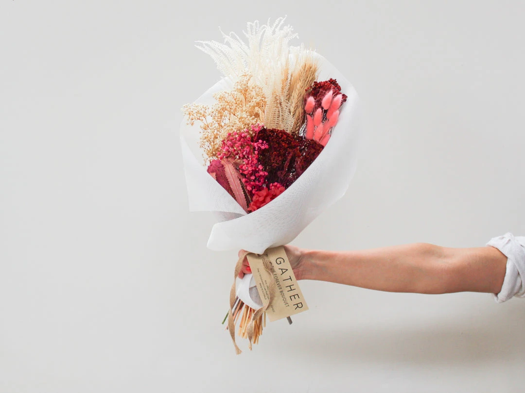 Gather Australia Housewarming Ruby Sherbert Posy In A Box ⭐ 5 Gather Australia Housewarming Ruby Sherbert Posy In A Box ????