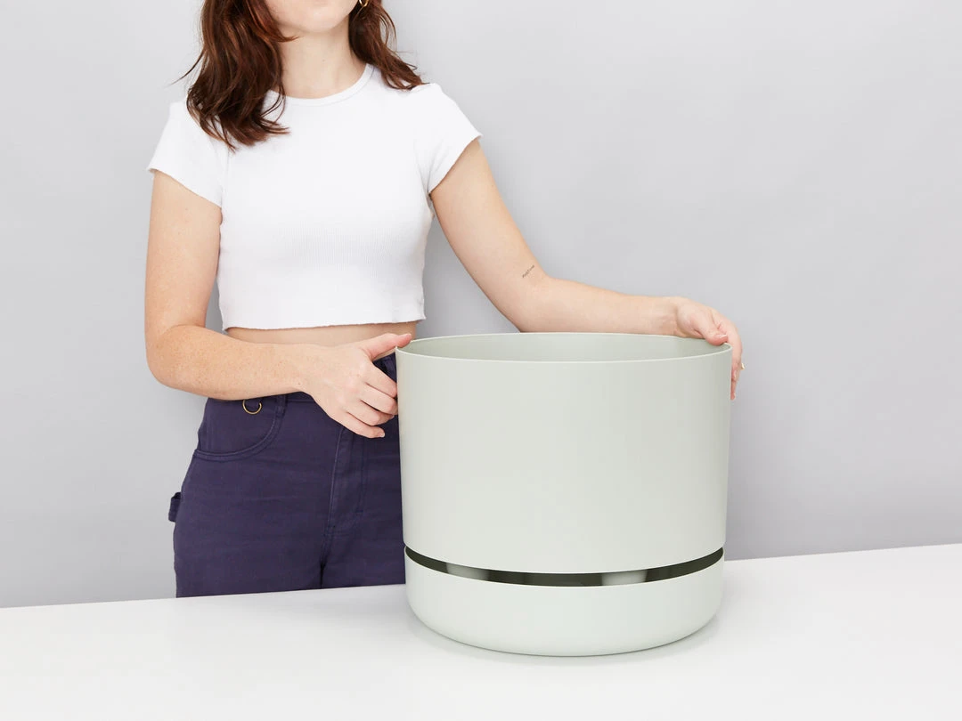 Mr Kitly Self-Watering Pots 375mm 4 Mr Kitly Self-Watering Pots 375mm