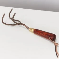 Burgon & Ball National Trust Claw Cultivator