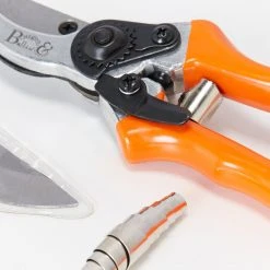 Outdoor Accessories Burgon & Ball RHS Bypass Secateur