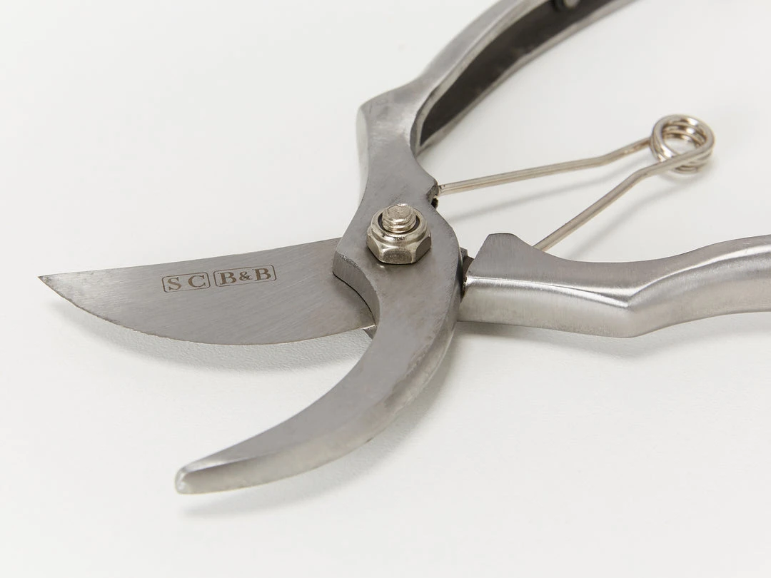 Burgon & Ball Sophie Conran - Stainless Steel Secateurs Outdoor Accessories 8 Burgon & Ball Sophie Conran - Stainless Steel Secateurs Outdoor Accessories