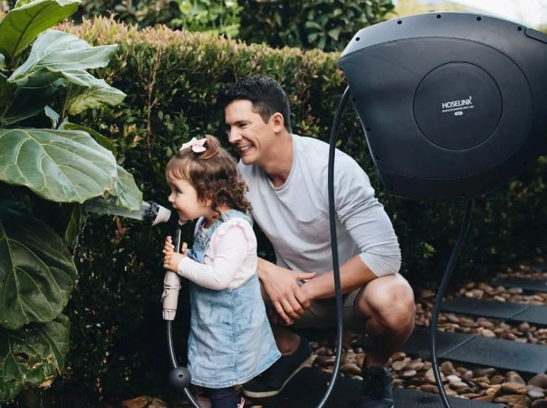 Hoselink Best Selling Gifts Hi-Flow 25m Retractable Hose Reel - Charcoal 7 Hoselink Best Selling Gifts Hi-Flow 25m Retractable Hose Reel - Charcoal