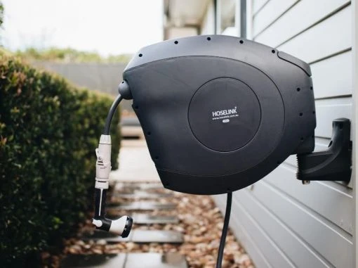 Hoselink Best Selling Gifts Hi-Flow 25m Retractable Hose Reel - Charcoal 2 Hoselink Best Selling Gifts Hi-Flow 25m Retractable Hose Reel - Charcoal