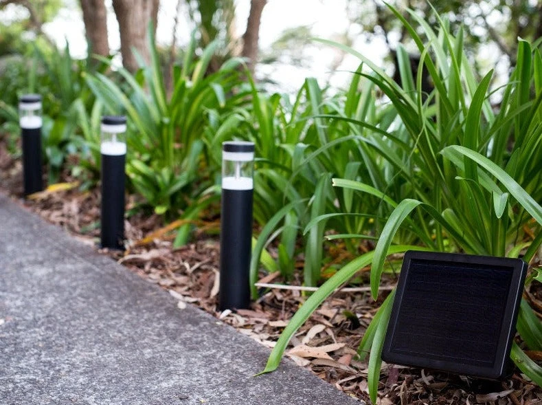 Hoselink Solar Garden Path Lights - Cool White (3 Pack) 6 Hoselink Solar Garden Path Lights - Cool White (3 Pack)